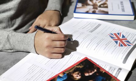 Cómo Convertir la Gramática en una Herramienta Práctica para Hablar con Fluidez en Cualquier Idioma